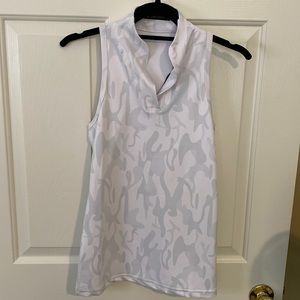 NWT Calliope Golf ⛳️ racer back women’s size small. Snow camo color.